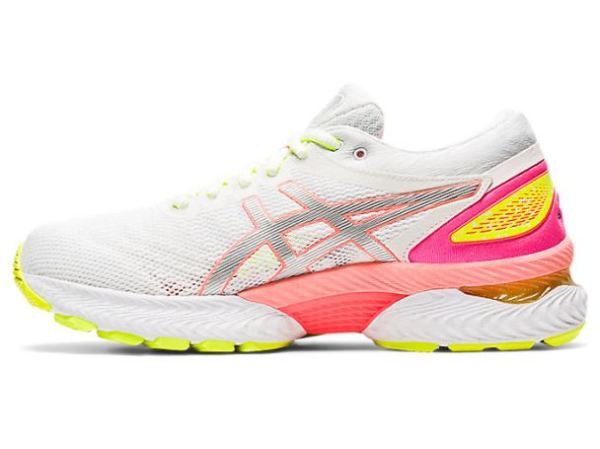 ASICS SHOES | GEL-NIMBUS 22 LITE-SHOW - White/Sun Coral