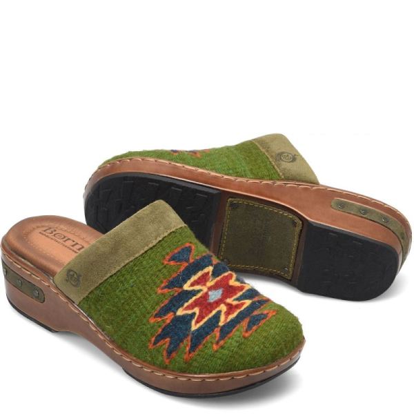 Born | For Women Bandy Blanket Clogs - Green Blanket Combo (Green)