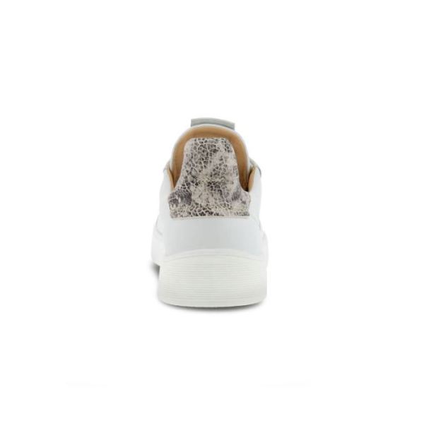 ECCO SHOES -STREET TRAY WOMEN'S STREET SNEAKER-SHADOW WHITE/WHITE/LIMESTONEBLACK