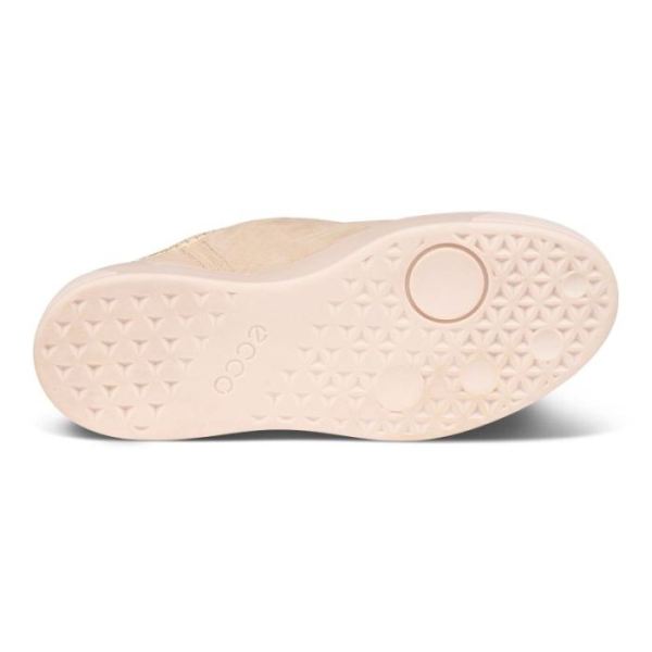 ECCO SHOES -STREET TRAY WOMEN'S SLIP-ON-LIMESTONE