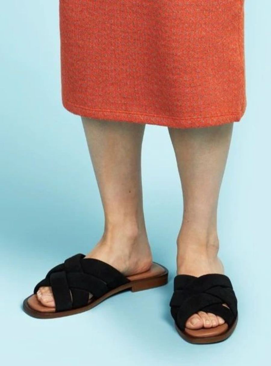 Maguire | Women's Almada Black Sandal Last Units | Special Offer