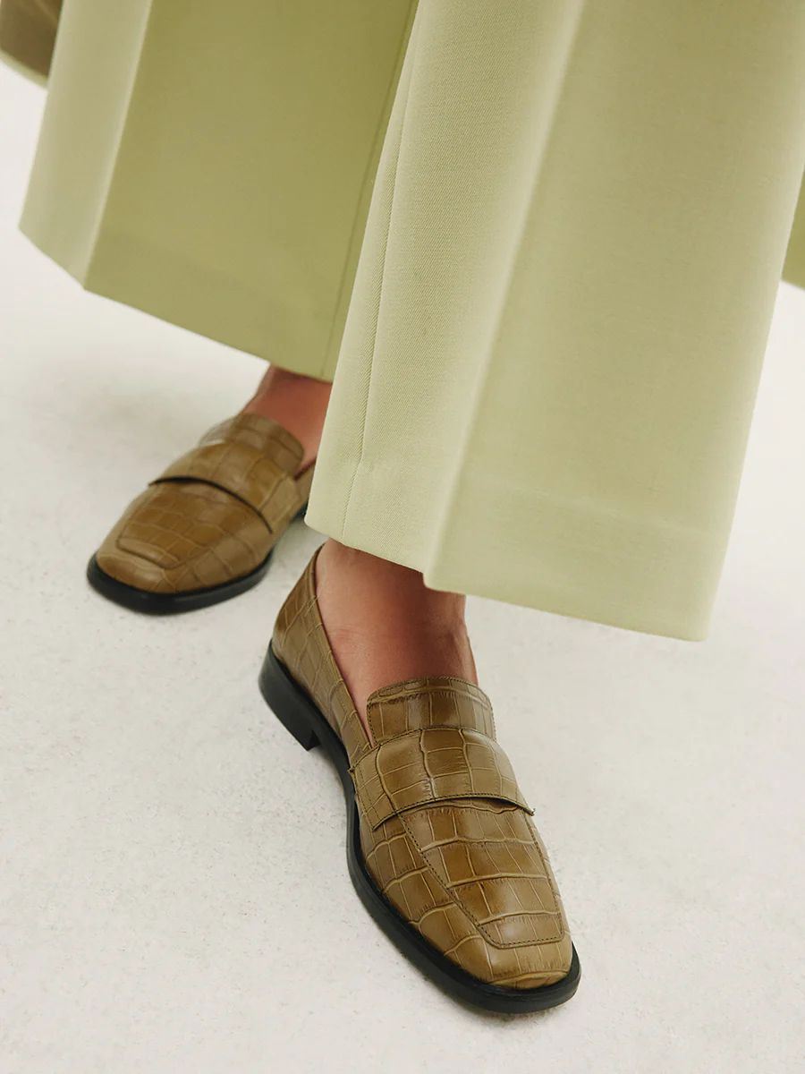 Maguire | Women's Sada Olive Loafer Low Loafer | Special Offer