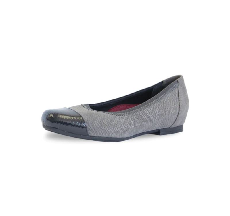 Munro Shoes | Women'S Danielle Ii-Grey Lizard Nubuck W/Patent | Quick Ship!