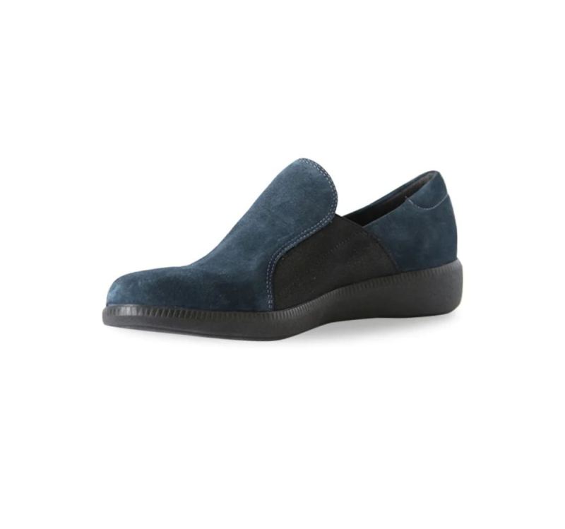 Munro Shoes | Women'S Clay-Navy Suede | Quick Ship!