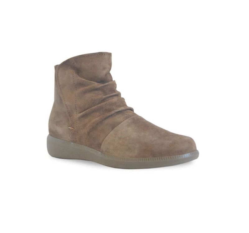 Munro Boots | Women'S Scout-Toasted Sesame Suede | Quick Ship!