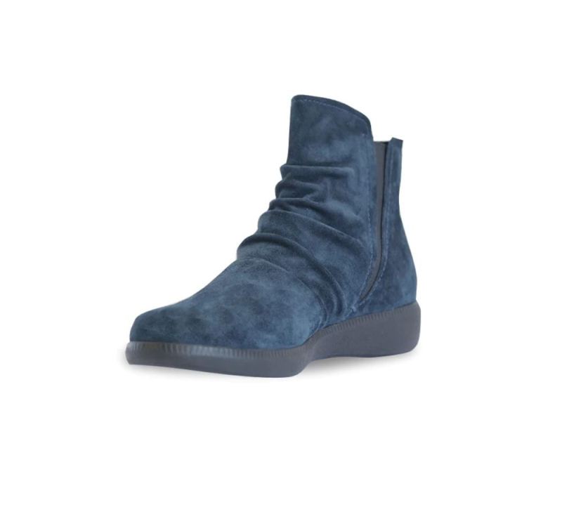 Munro Boots | Women'S Scout-Deep Indigo Suede | Quick Ship!