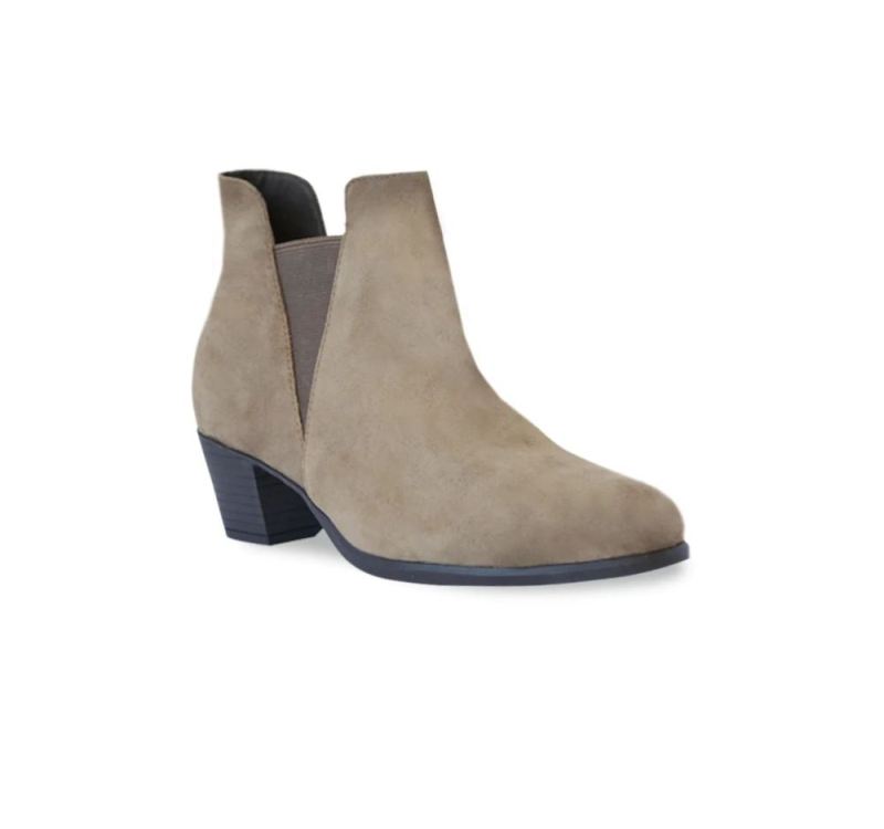 Munro Boots | Women'S Jackson-Toasted Sesame Suede | Quick Ship!