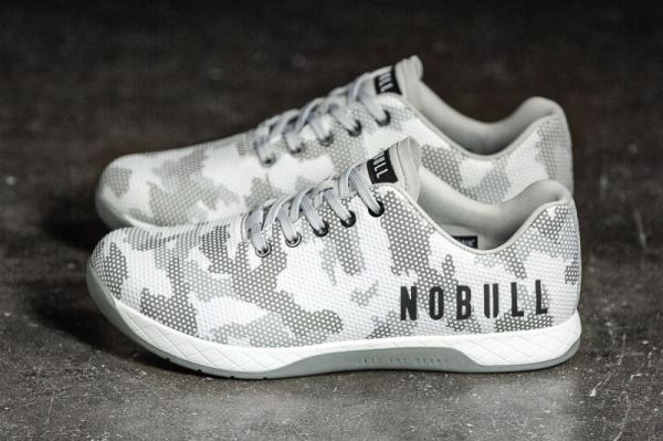 NOBULL WOMEN'S SHOES SNOW CAMO TRAINER