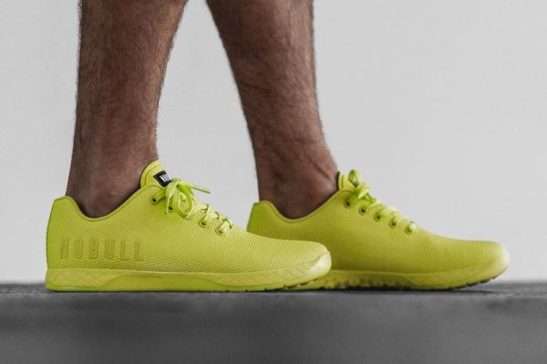 NOBULL MEN'S SHOES NEON YELLOW TRAINER