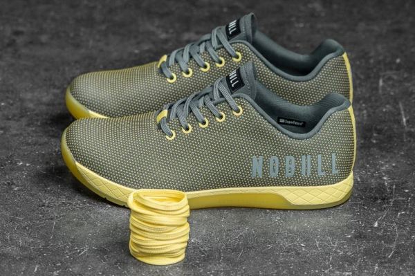 NOBULL MEN'S SHOES YELLOW PIXEL TRAINER