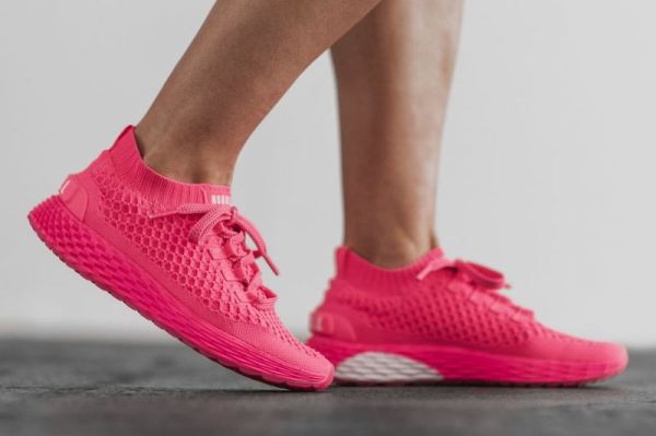 NOBULL WOMEN'S SHOES NEON PINK KNIT RUNNER