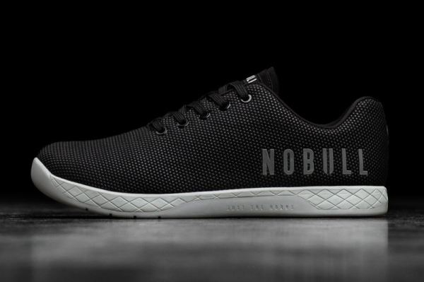 NOBULL WOMEN'S SHOES BLACK GREY TRAINER