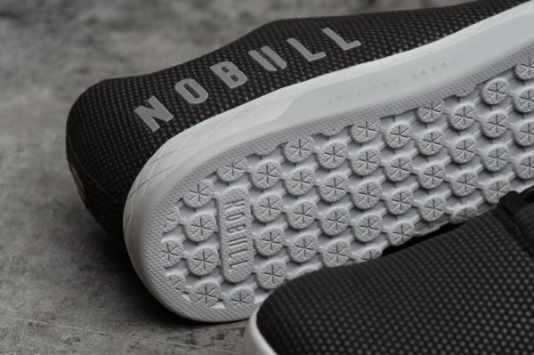 NOBULL WOMEN'S SHOES BLACK GREY TRAINER