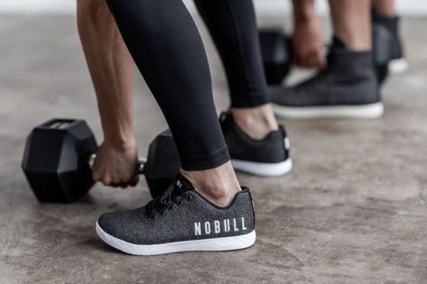 NOBULL WOMEN'S SHOES BLACK HEATHER TRAINER