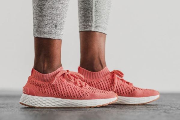 NOBULL WOMEN'S SHOES CORAL KNIT RUNNER