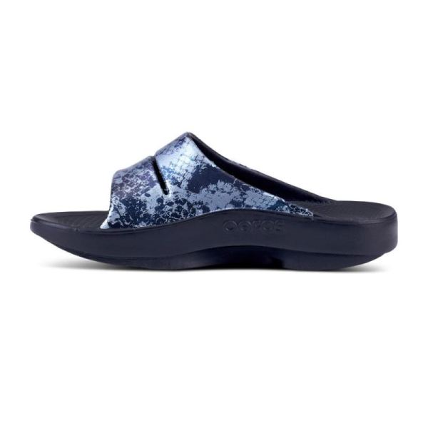 Oofos Women's OOahh Luxe Slide Sandal - Metallic Blue Snake
