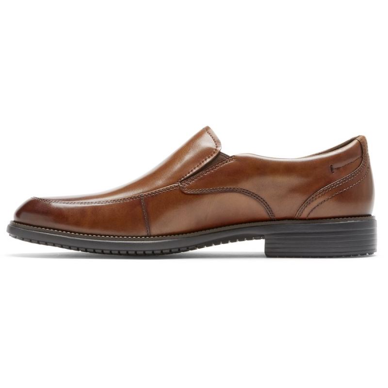 ROCKPORT - MEN'S TOTAL MOTION DRESSPORT SLIP-ON-TAN