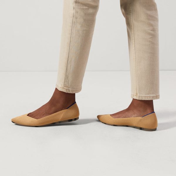 The Point-Camel Women's Rothys Shoes