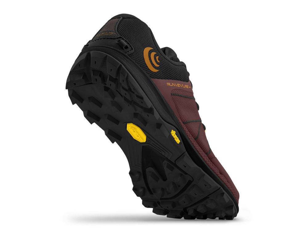 TOPO WOMEN'S RUNVENTURE 4-Garnet/Black