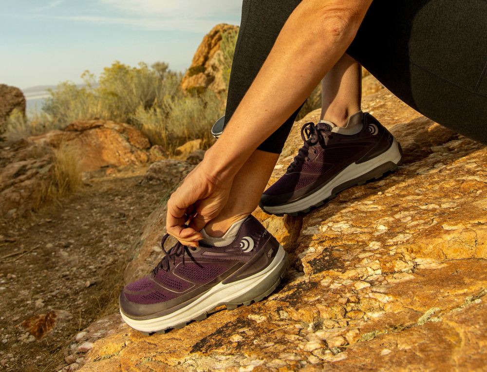 TOPO MEN'S ULTRAVENTURE 2-Purple/Grey