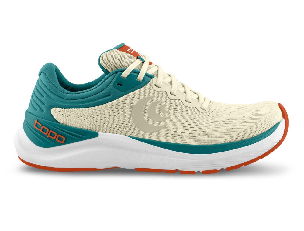 TOPO WOMEN'S ULTRAFLY 4-Sand/Ocean