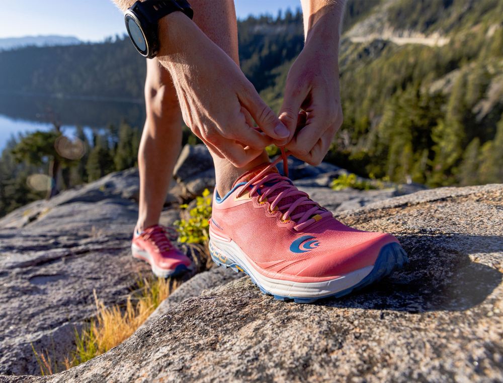 TOPO MEN'S MTN RACER 2-Pink/Blue