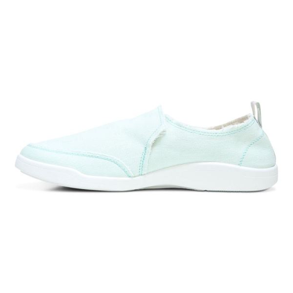 Vionic | Women's Malibu Slip On - Seafoam Canvas