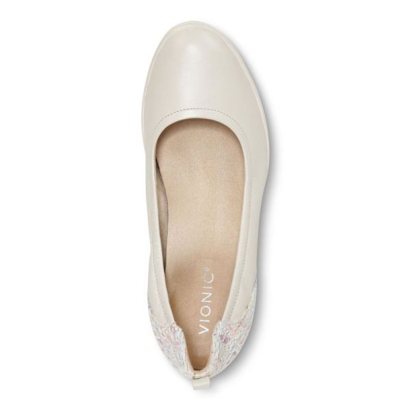 Vionic | Women's Jacey Wedge - Cream