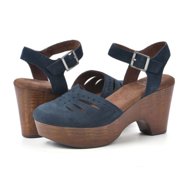 White Mountain | Women's Cassidy Heeled Clog-Navy Suede