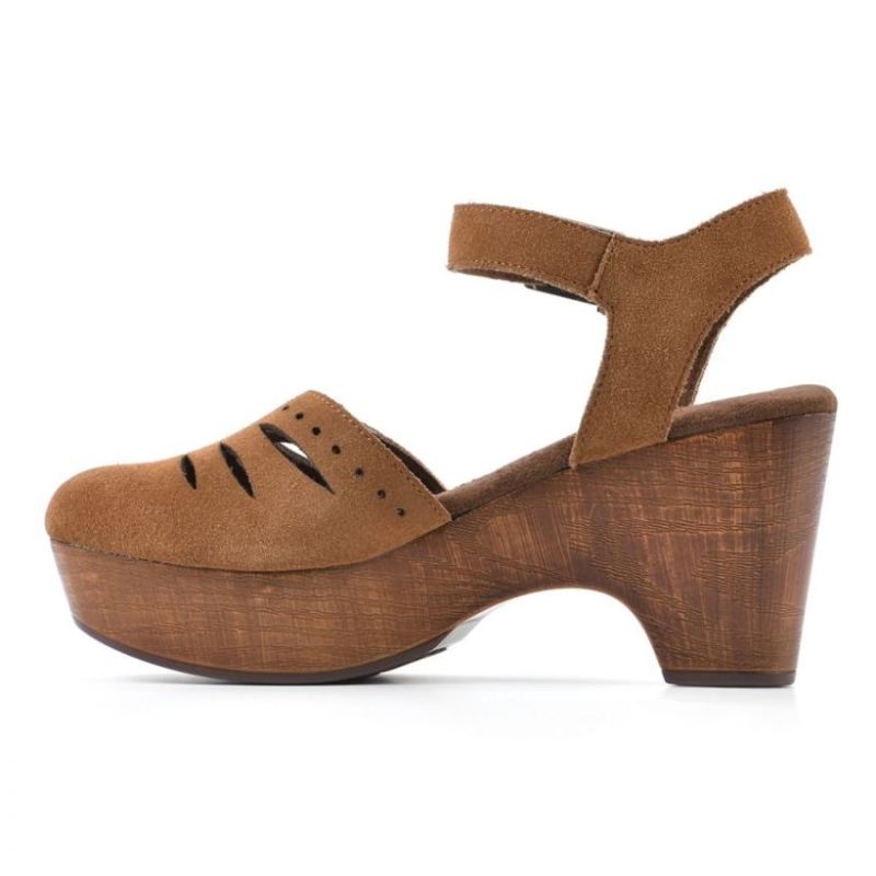 White Mountain | Women's Cassidy Heeled Clog-Chestnut Suede