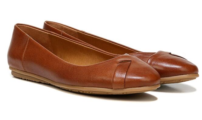 Zodiac | Women's Sadie Slip On Flat-Cognac Leather