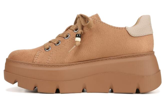 Zodiac | Women's Bea Lace-up Sneaker-Latte Tan