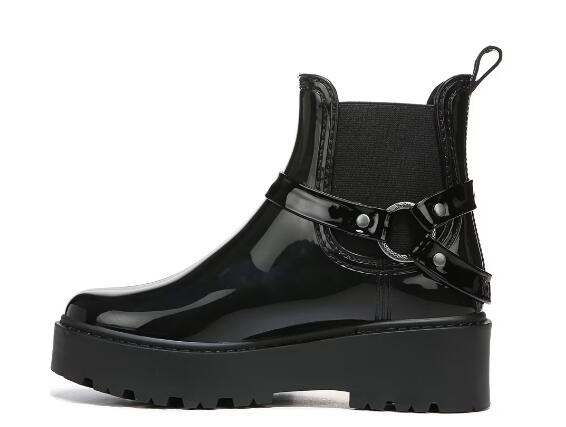 Zodiac | Women's Carter Chelsea Boot-Black