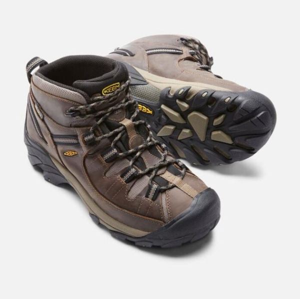 Keen | Men's Targhee II Waterproof Mid Wide-Shitake/Brindle