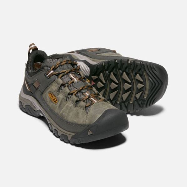 Keen | Men's Targhee III Waterproof-BLACK OLIVE/GOLDEN BROWN