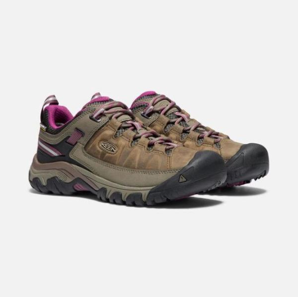 Keen | Women's Targhee III Waterproof-WEISS/BOYSENBERRY