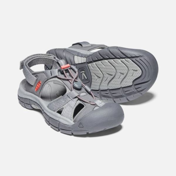 Keen | Women's Ravine H2 Sandal-Steel Grey/Coral