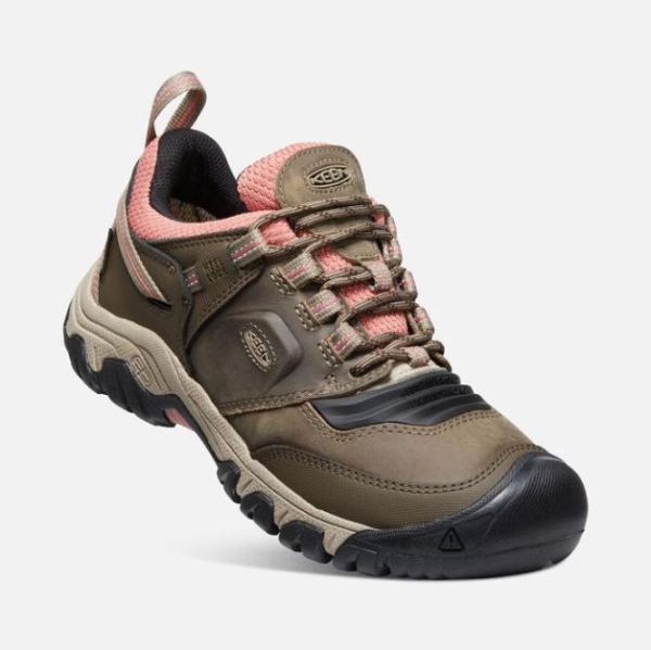 Keen | Women's Ridge Flex Waterproof-Timberwolf/Brick Dust