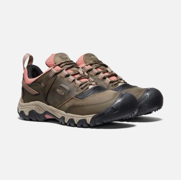 Keen | Women's Ridge Flex Waterproof-Timberwolf/Brick Dust