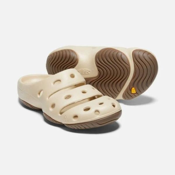 Keen | Women's Yogui-Safari/Silver Birch