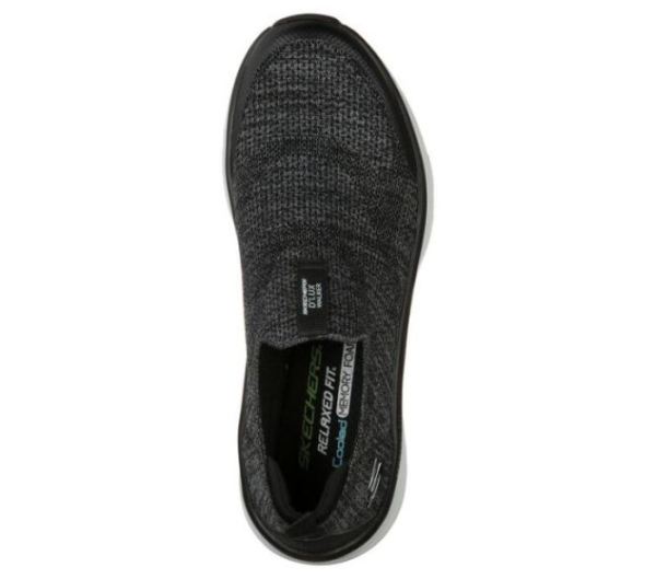 Skechers Men's Relaxed Fit: D'Lux Walker - Quick Upgrade