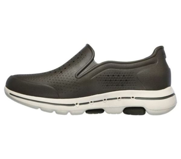 Mens Foamies: Skechers GOwalk 5 - Easy Going