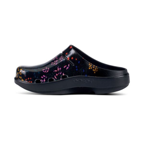 OOFOS WOMEN'S OOCLOOG LIMITED EDITION CLOG - WILD FLOWER