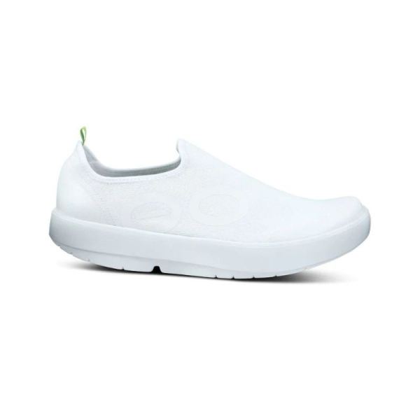 OOFOS MEN'S OOMG EEZEE LOW SHOE - WHITE