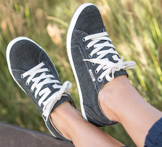 Taos | Women's Star-Charcoal Wash Canvas