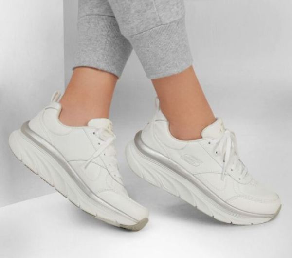 Skechers Women's Relaxed Fit: D'Lux Walker - Timeless Path