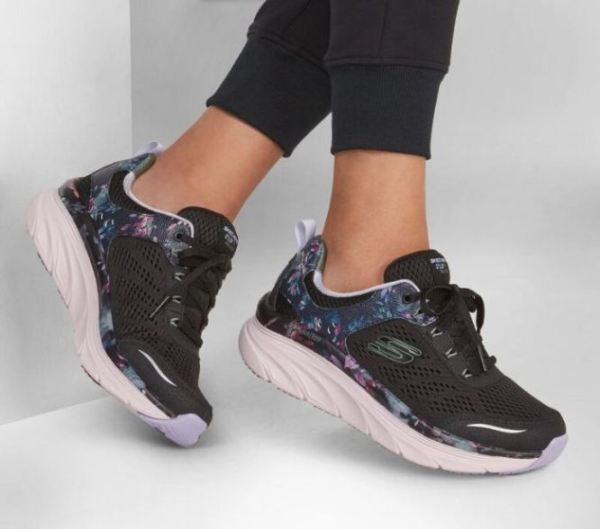 Skechers Women's Relaxed Fit: D'Lux Walker - Floral Habits