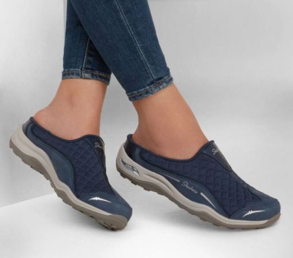 Skechers Women's Relaxed Fit: Arch Fit - Commute