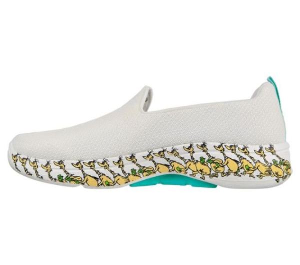 Skechers Women's Dr. Seuss: Skechers GOwalk Arch Fit - Green Belly